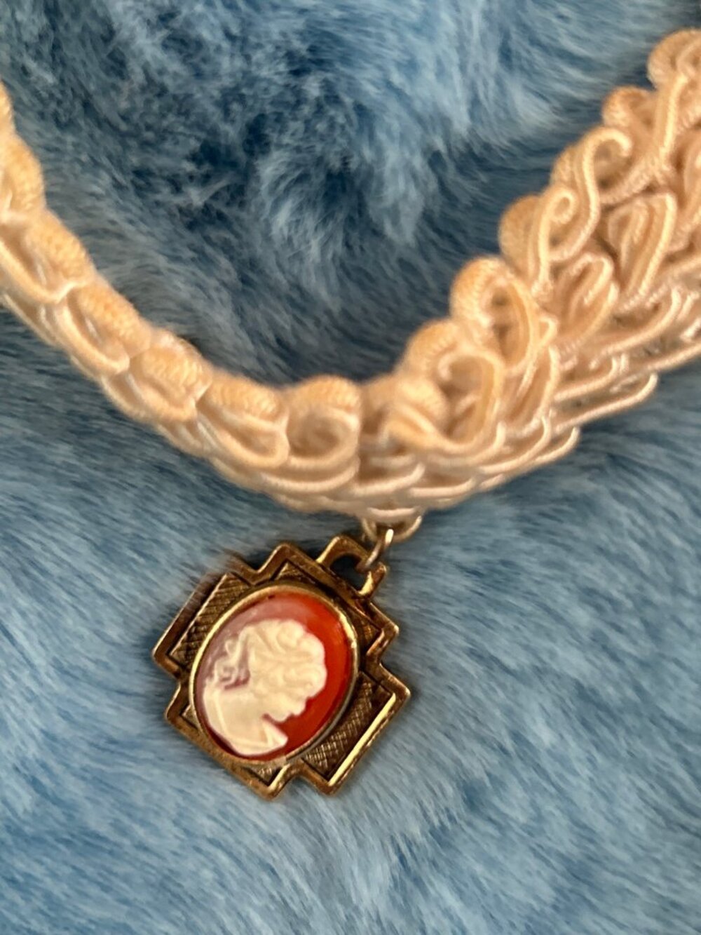 Vintage Cameo Necklace Cream Braided Choker Pendant Lobster Clasp
